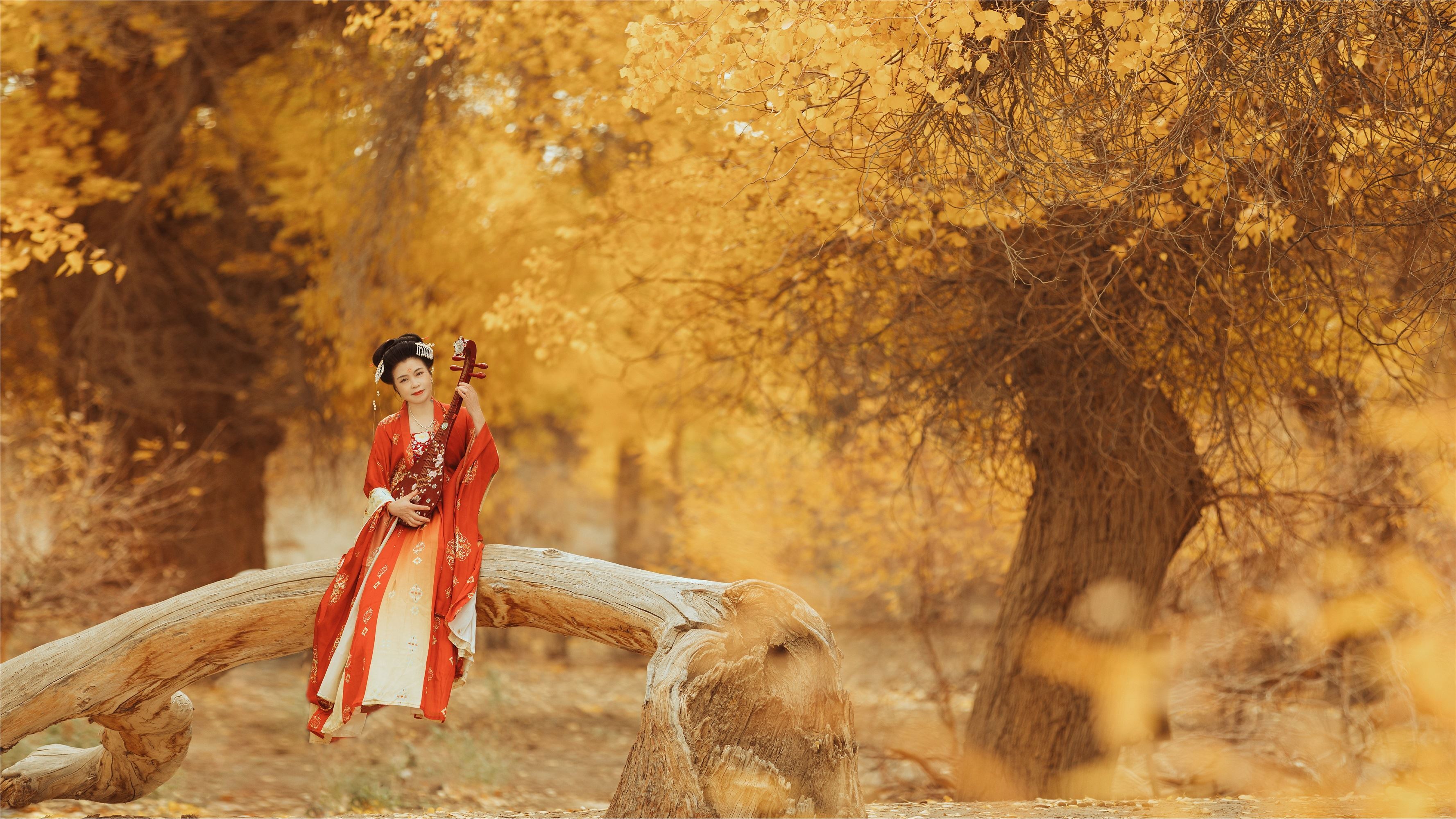 YITUYU艺图语 2021.09.03 岁月不败美人 知秋